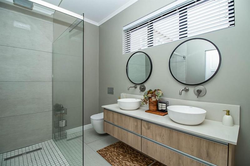 3 Bedroom Property for Sale in Tergniet Western Cape